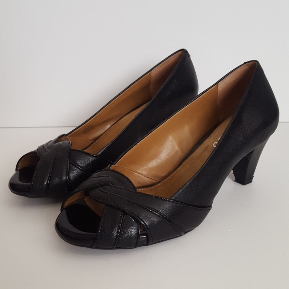 Peep Toe Heel - Picture 2 of 7